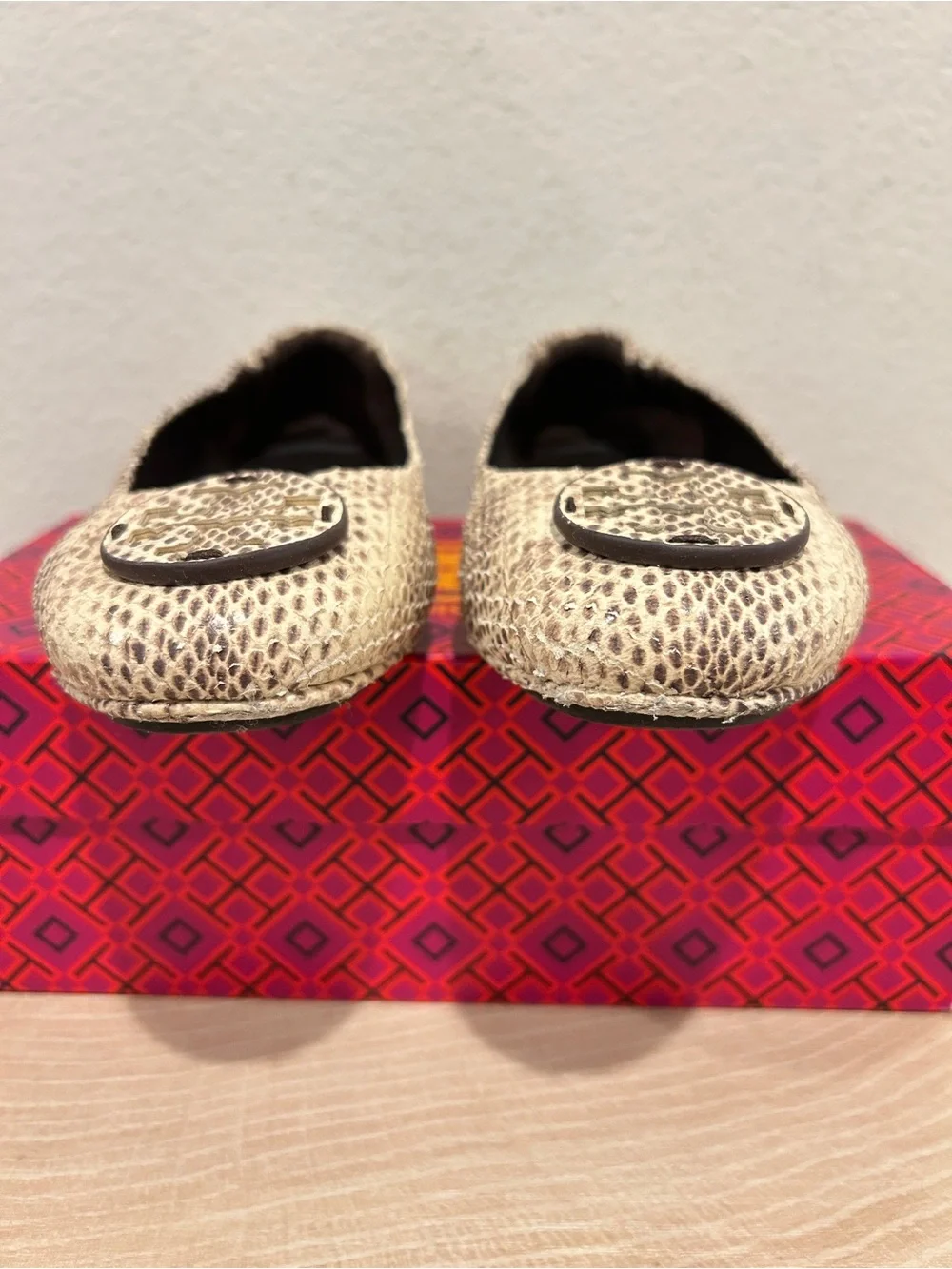 Tory Burch Minnie Travel Ballet Flats Cream Roccia Stamped Snake leather, Size 7